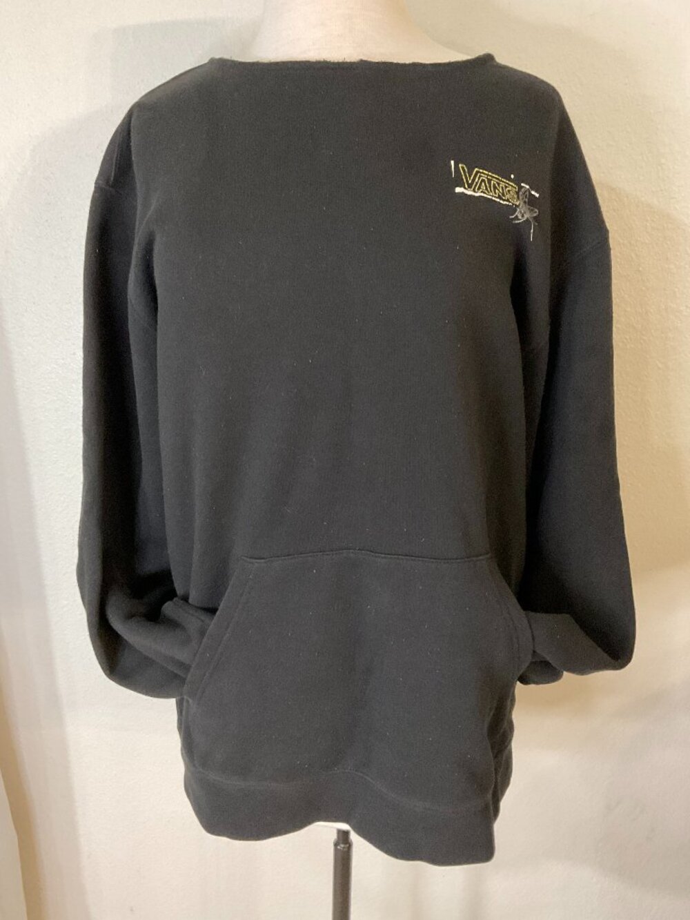 Vans Men’s Large Off The Wall Fly Graphic Black Crewneck Sweatshirt